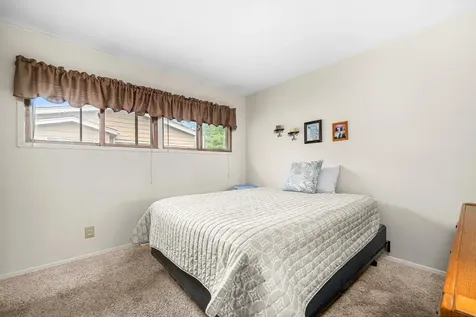 15247 Ridgeway Avenue Midlothian IL 60445