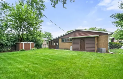 15247 Ridgeway Avenue Midlothian IL 60445