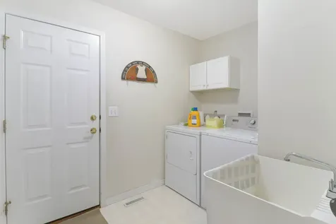3319 Peppertree Lane Bloomington IL 61704