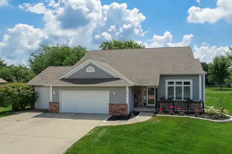 3319 Peppertree Lane Bloomington IL 61704