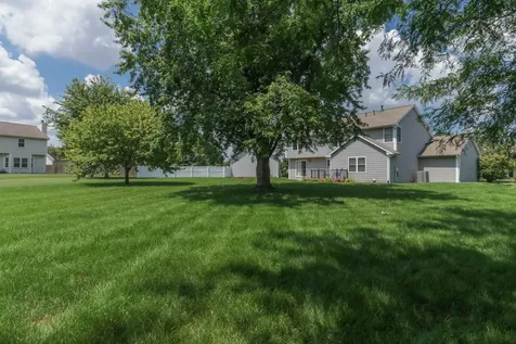3319 Peppertree Lane Bloomington IL 61704