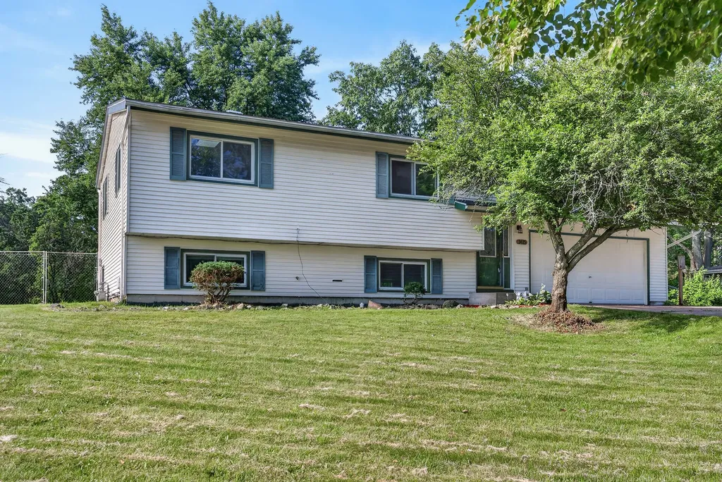 3415 East Crystal Lake Avenue Crystal Lake IL 60014