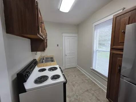 2717 Elm Street Quincy IL 62301