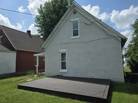 2717 Elm Street Quincy IL 62301