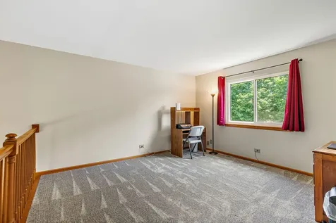 3880 Peartree Drive Lake In The Hills IL 60156