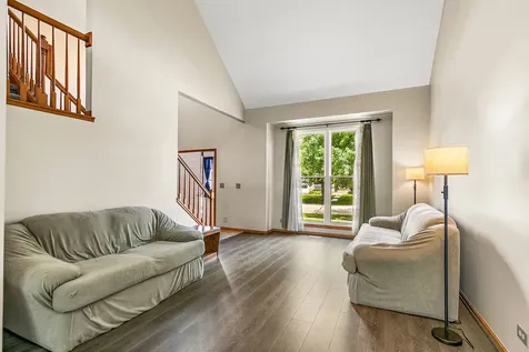 3880 Peartree Drive Lake In The Hills IL 60156