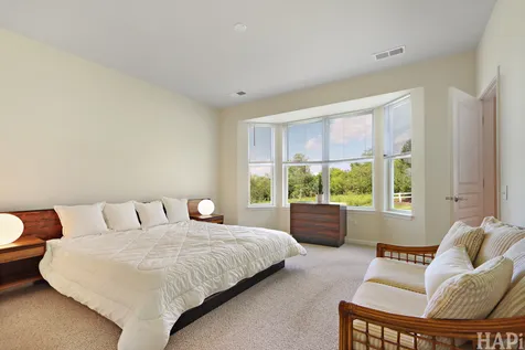 3142 Ravinia Circle Mundelein IL 60060