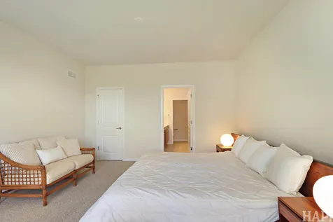 3142 Ravinia Circle Mundelein IL 60060