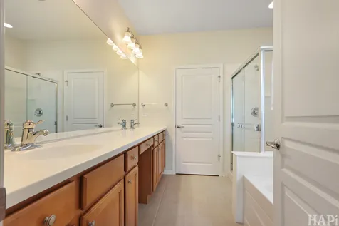 3142 Ravinia Circle Mundelein IL 60060