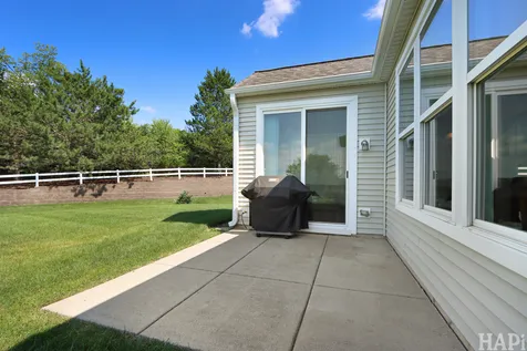 3142 Ravinia Circle Mundelein IL 60060