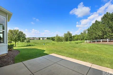 3142 Ravinia Circle Mundelein IL 60060