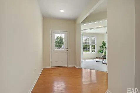 3142 Ravinia Circle Mundelein IL 60060