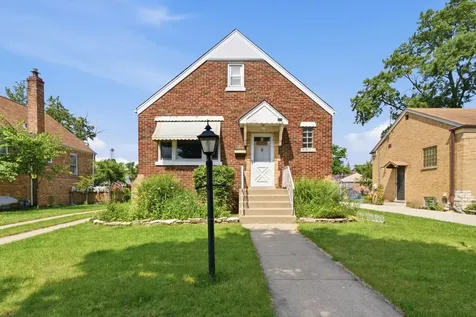2416 South 2nd Avenue North Riverside IL 60546
