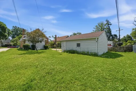 2416 South 2nd Avenue North Riverside IL 60546
