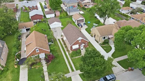 2416 South 2nd Avenue North Riverside IL 60546
