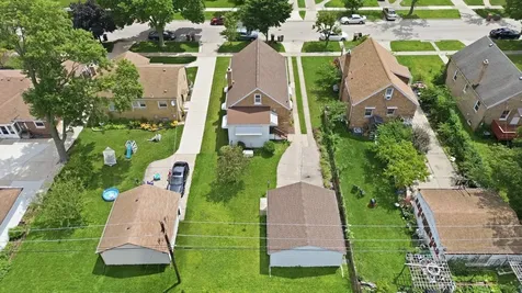 2416 South 2nd Avenue North Riverside IL 60546