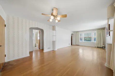 2416 South 2nd Avenue North Riverside IL 60546