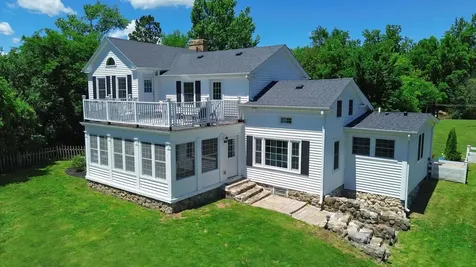 708 South Rose Farm Road Woodstock IL 60098
