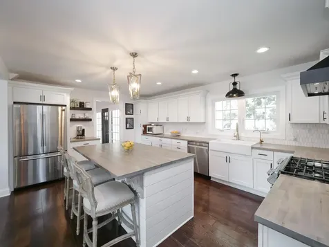 708 South Rose Farm Road Woodstock IL 60098