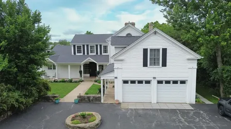 708 South Rose Farm Road Woodstock IL 60098