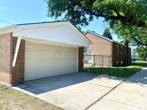 9101 Tulley Avenue Oak Lawn IL 60453
