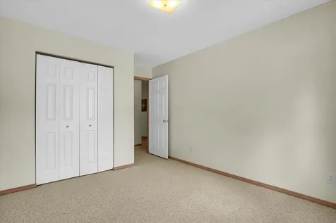 1801 Glenwood Oaks Court Urbana IL 61801