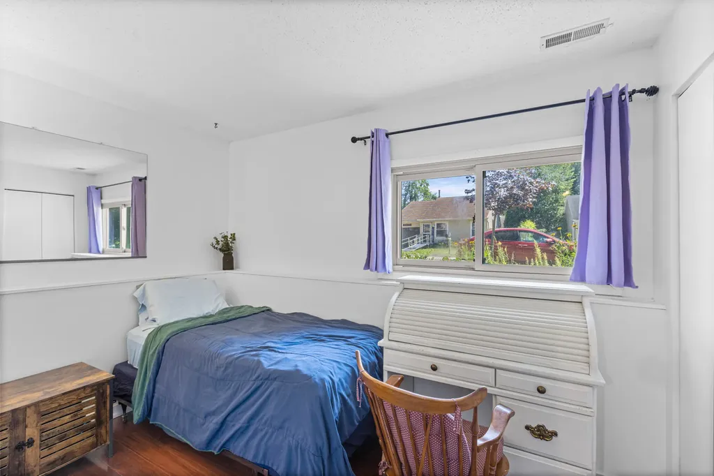 30W008 Danbury Drive Warrenville IL 60555