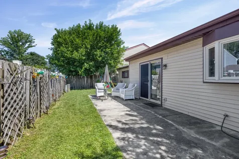 30W008 Danbury Drive Warrenville IL 60555