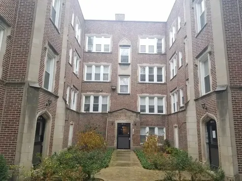 7340 North Damen Avenue Chicago IL 60645