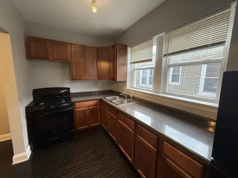 7340 North Damen Avenue Chicago IL 60645