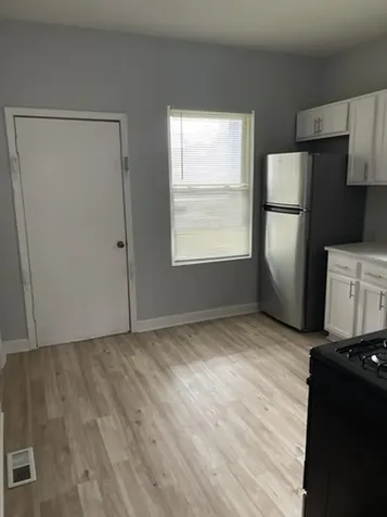 7535 South Vernon Avenue Chicago IL 60619