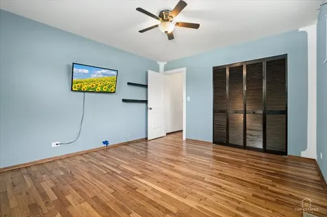 133 East Berkley Lane Hoffman Estates IL 60169