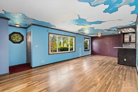 133 East Berkley Lane Hoffman Estates IL 60169