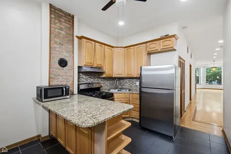 4943 South Washington Park Court Chicago IL 60615
