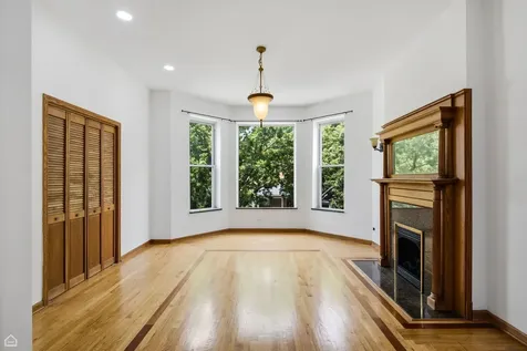 4943 South Washington Park Court Chicago IL 60615