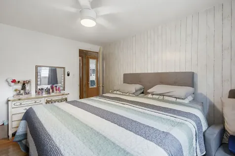 14533 Center Avenue Harvey IL 60426