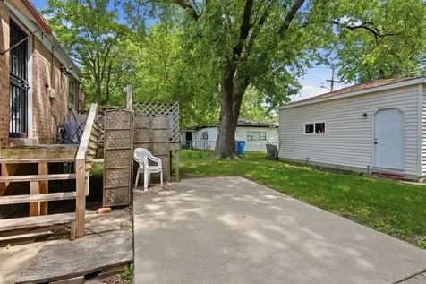 14533 Center Avenue Harvey IL 60426
