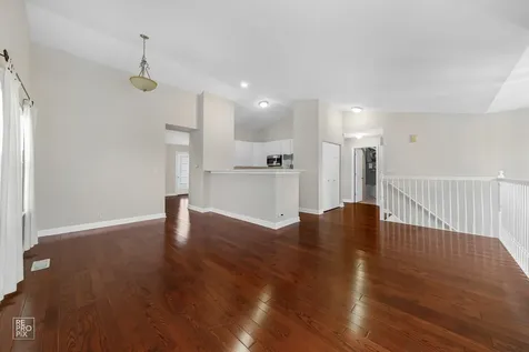 831 Genesee Drive Naperville IL 60563