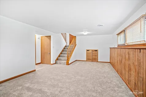 176 Boulder Hill Pass Montgomery IL 60538