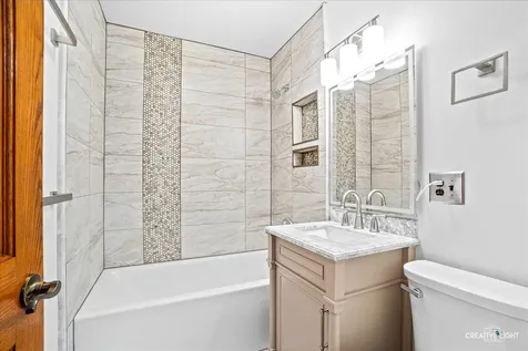176 Boulder Hill Pass Montgomery IL 60538