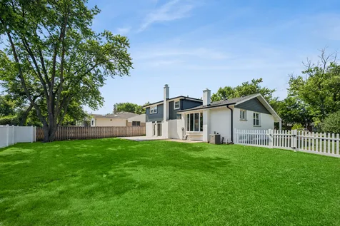 3501 Lawson Road Glenview IL 60026