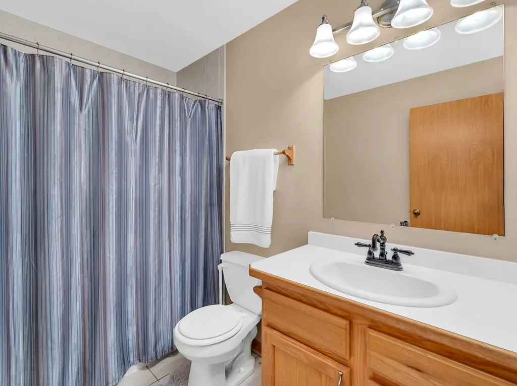 1675 Nelson Road New Lenox IL 60451