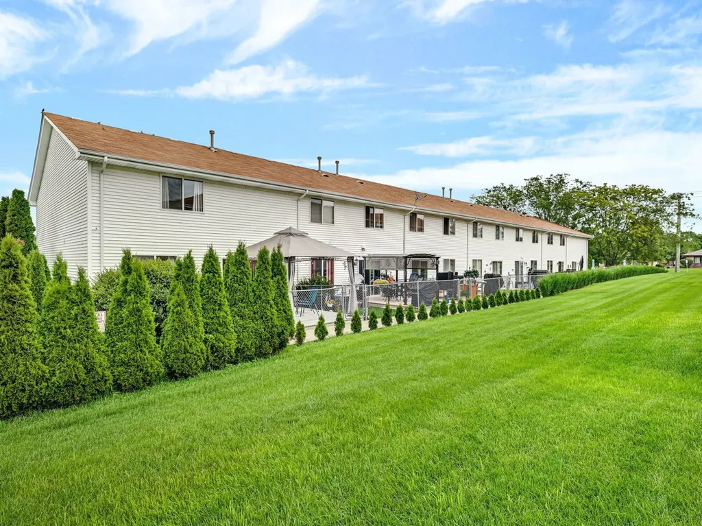 1675 Nelson Road New Lenox IL 60451
