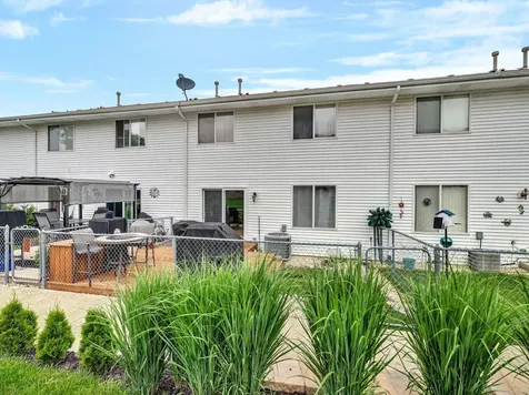1675 Nelson Road New Lenox IL 60451
