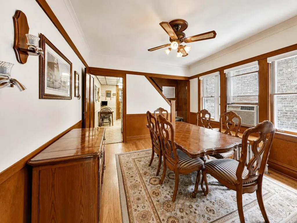 5337 North Ludlam Avenue Chicago IL 60630
