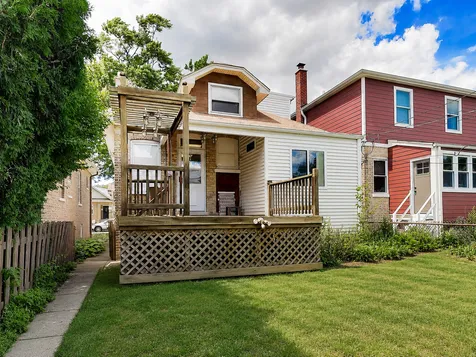 5337 North Ludlam Avenue Chicago IL 60630