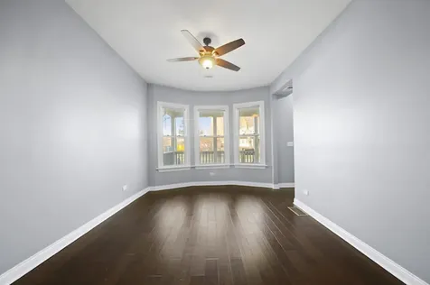 7931 South East End Avenue Chicago IL 60617