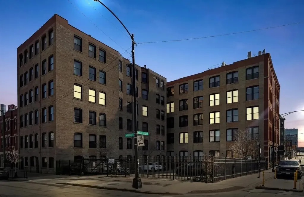 525 North Halsted Street Chicago IL 60642