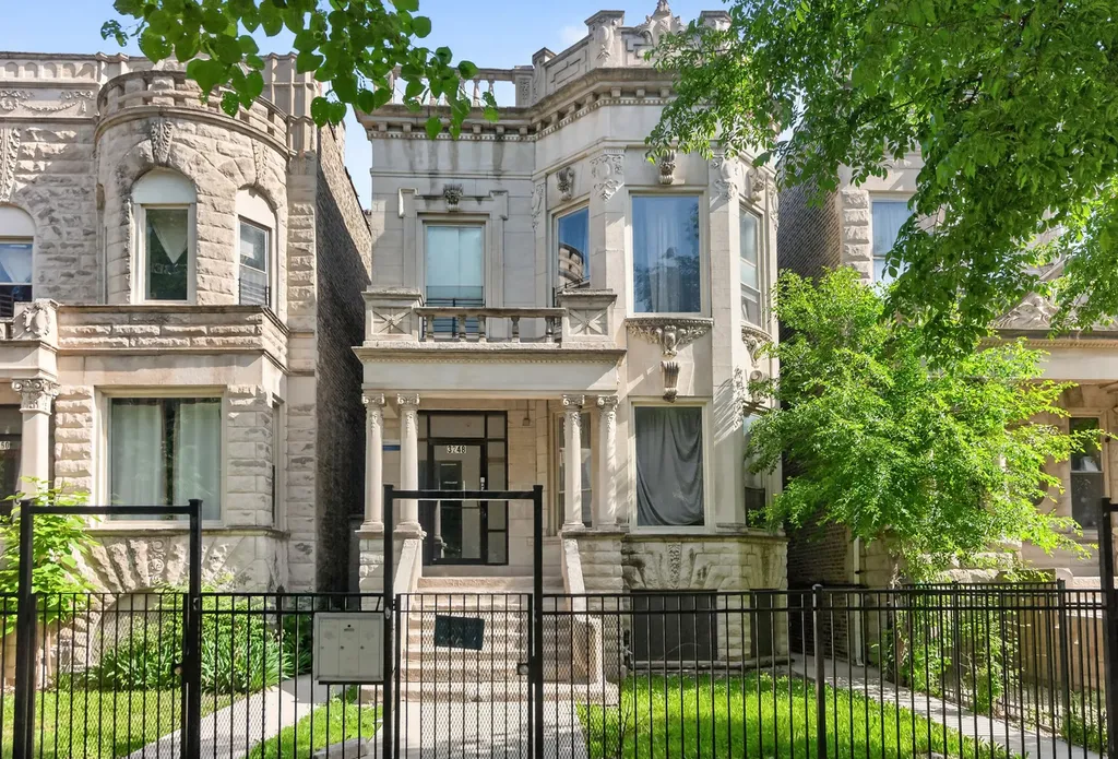 3248 West Douglas Boulevard Chicago IL 60623