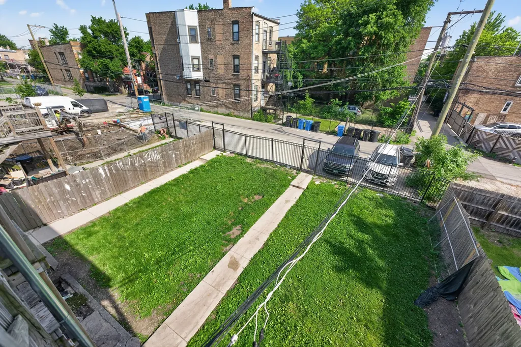 3248 West Douglas Boulevard Chicago IL 60623